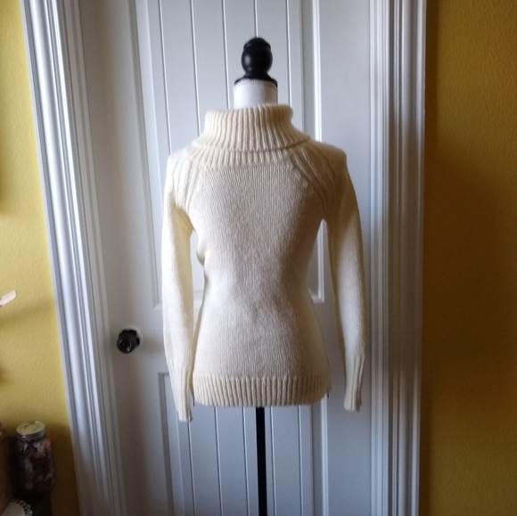💖Donated💖 Ruby Moon White Turtle Necked Sweater - Picture 3 of 5